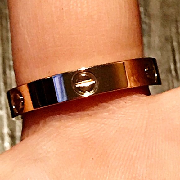 Love Ring Gold Plated SGold Rose Screw Ring - Picture 7 of 7